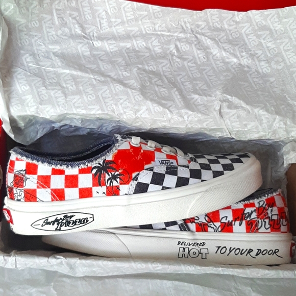 Vans X Stranger Things "Sufer Boy" Authentic *NWT* - Picture 11 of 16